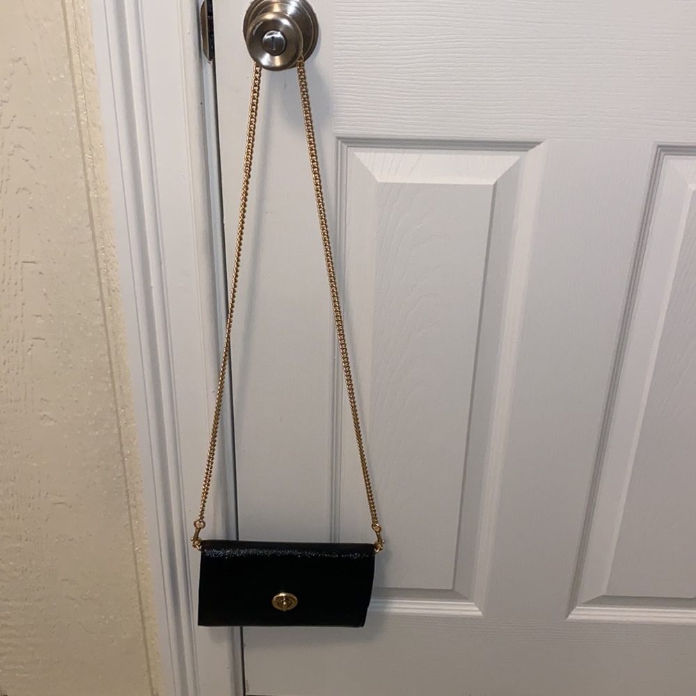 Black leather with removable gold chain clutch - Picture 7 of 11